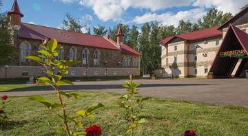 Фото Гостиница Загородный клуб Айвенго  Джунгли г. Подольск 1